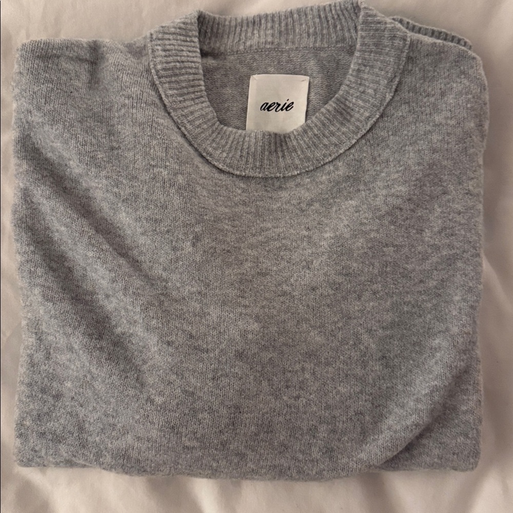 Aerie Women’s Oversized Gray Crewneck Sweater